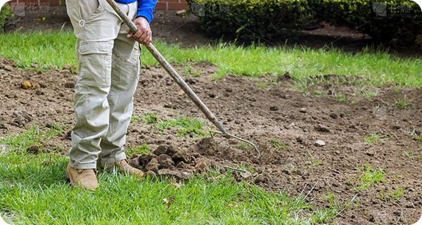 step 02 : Post digging & secure foundation